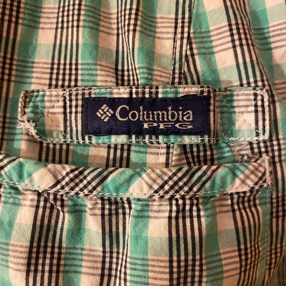Columbia Button-Up Checkered Shirt - Picture 5 of 8